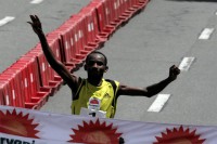 Comienzan a llegar al país los atletas que disputarán la Media Maratón de Bogotá