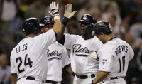 Padres celebraron su aniversario número 42 con triunfo en la MLB